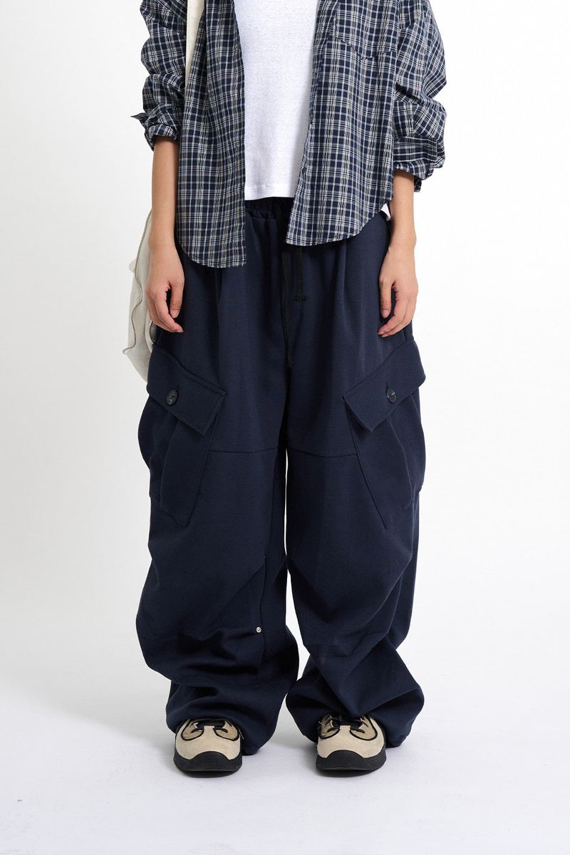 Raucohouse（ラウコハウス）の「Pure Rivet Cargo Sweatpants（Pants）」