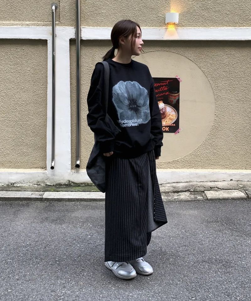 13:13 FLOWER SWEAT SHIRTS_2 COLORS