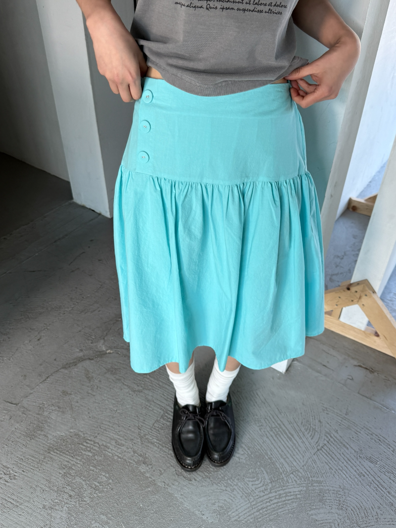side button midi skirt