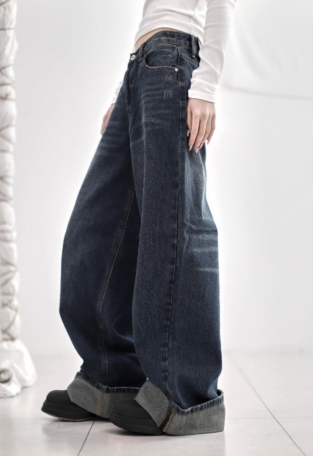 Cuffed cat washing denim pants
