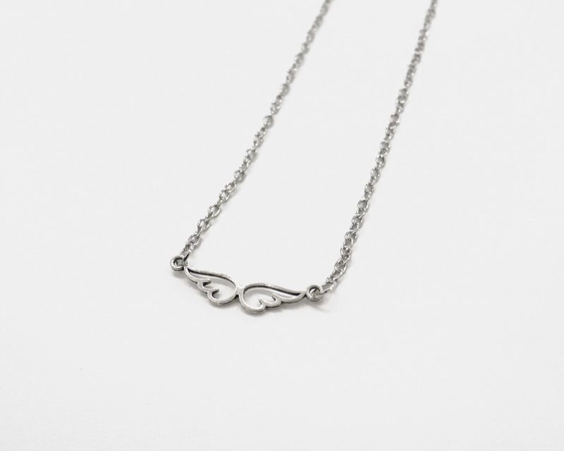 Angel wing necklace