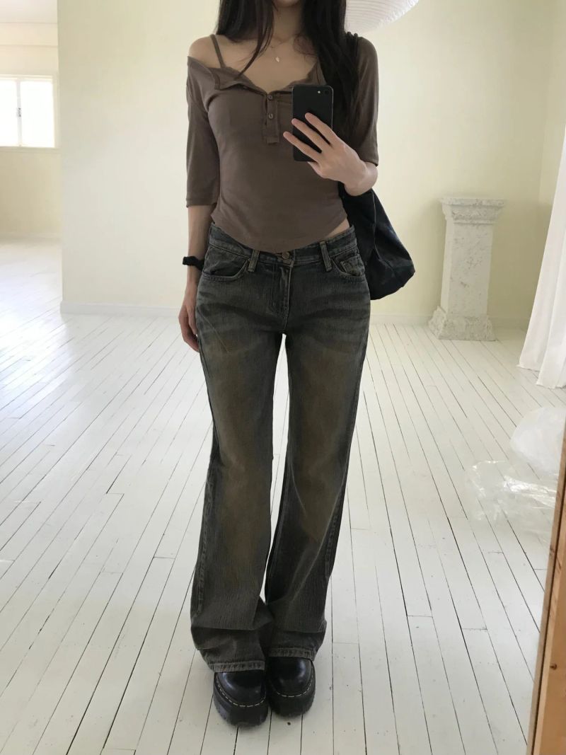 Kitten（キッテン）の「ヴィンテージエンボシードブーツカットデニムパンツ (one color)（パンツ）」
