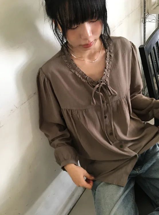 26FW★ [BAONHAUS] ムオン シャーリング リボン ブラウス