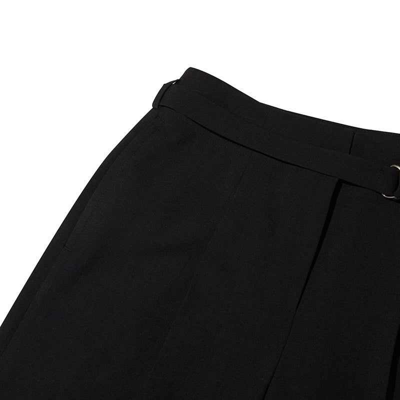 COLLECTION BELT POINT TWO TUCK PANTS [BLACK]