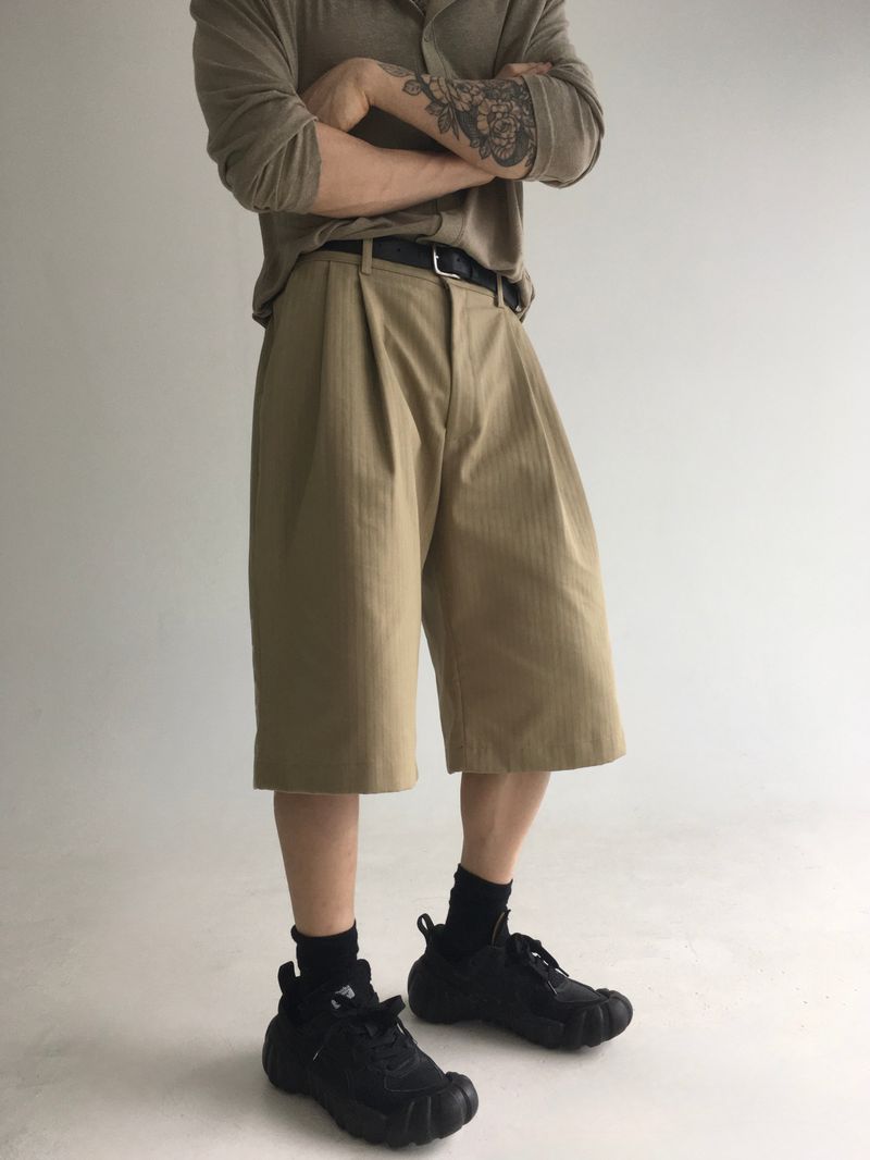 EGONLEO(エゴンレオ)の「herring bermuda denim slacks(2colors)(Pants)」