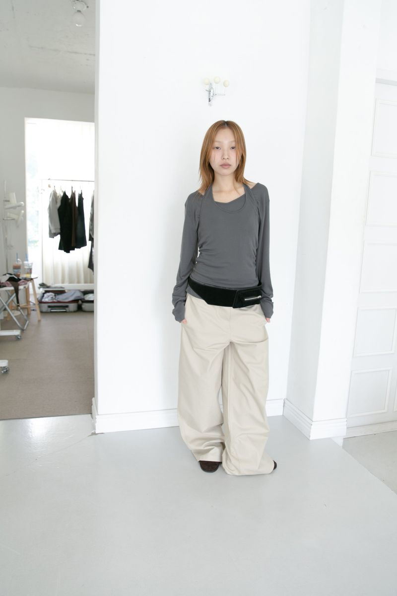 soft halterneck sleeveless top(3colors)