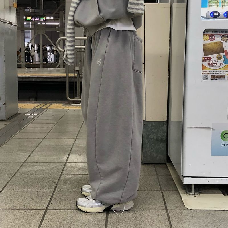 [BELLIDE MADE] Ritz, BACK RAISED PIGMENT WIDE TRAINING PANTS
