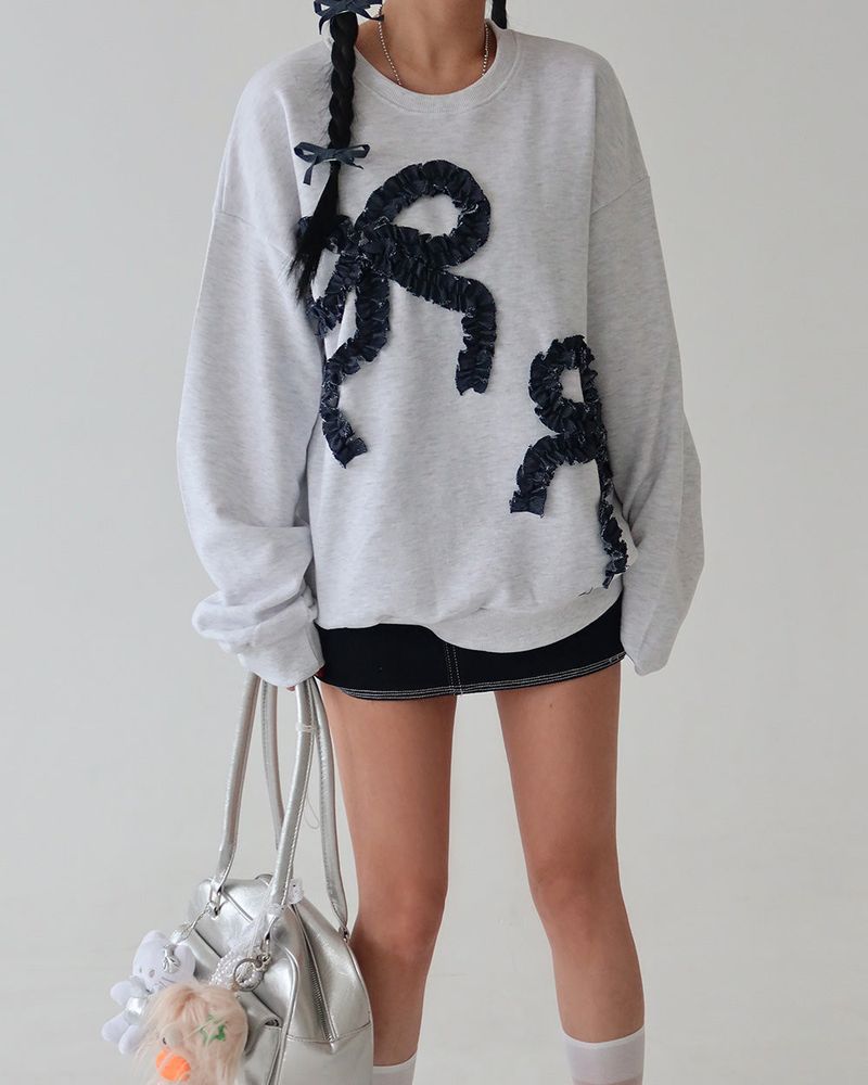 denim ribbon oversized fit sweatshirt