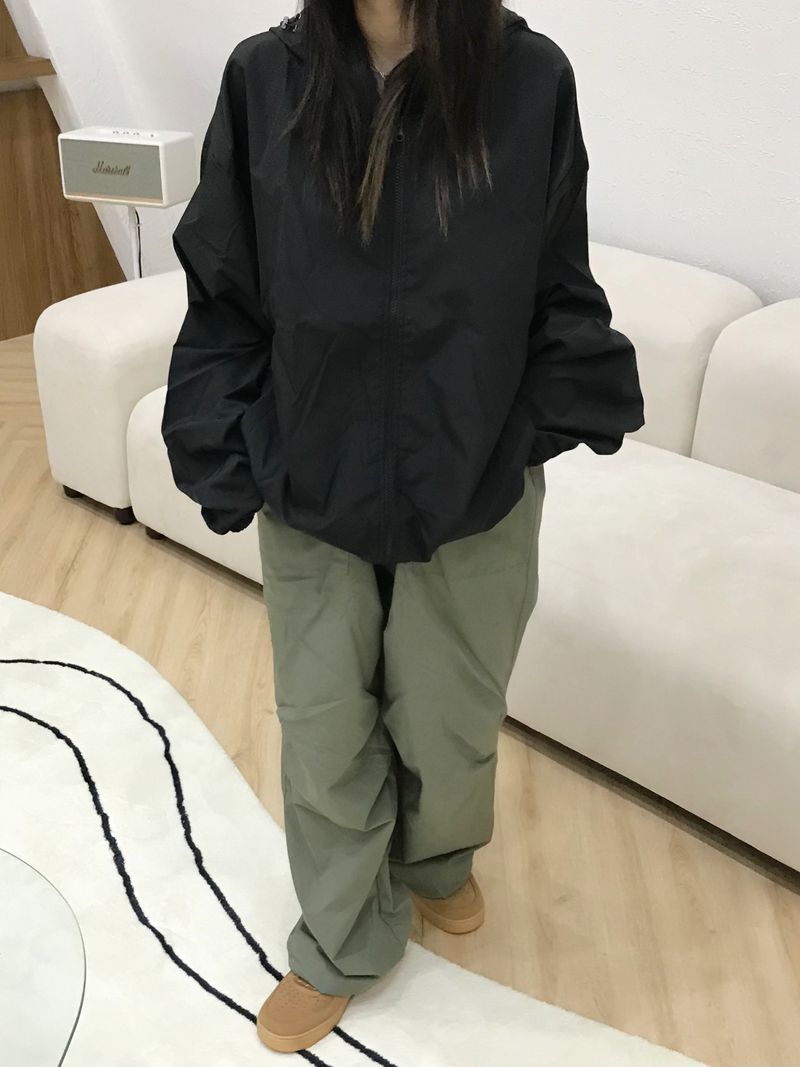 Dixie set up windbreaker