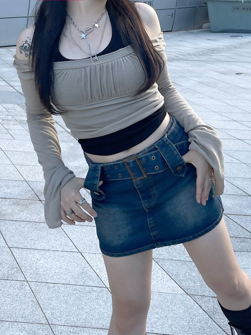 airy Off-Shoulder Shirring Long sleeve