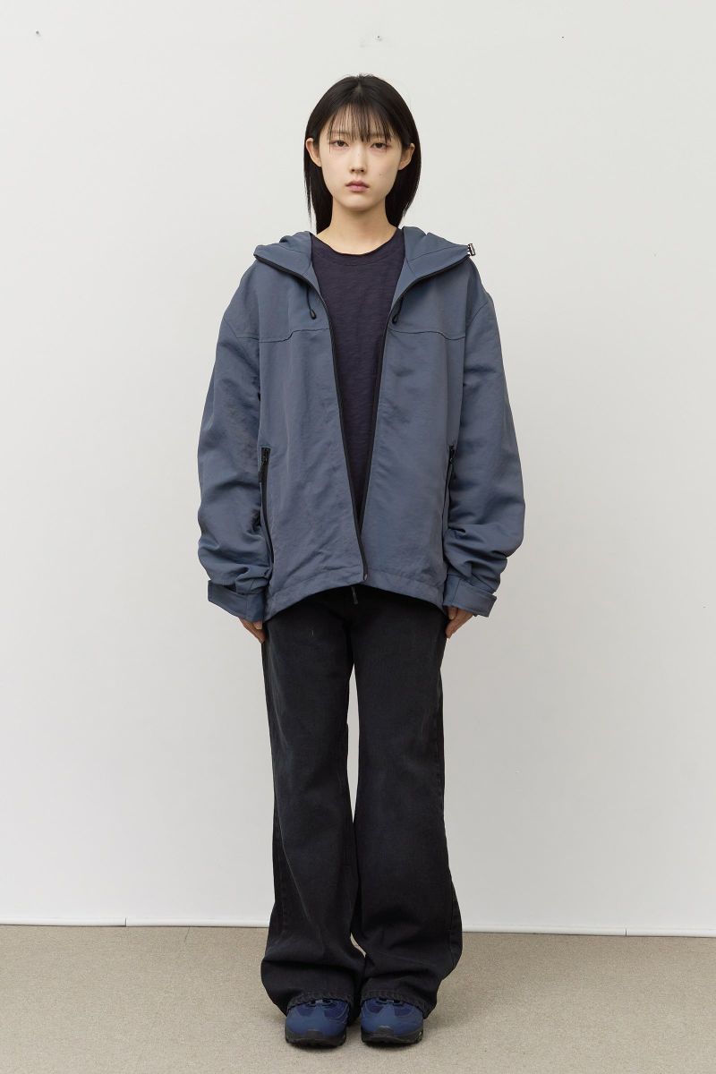 Vault Windbreaker