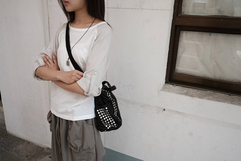 roll-up raglan T (2c)