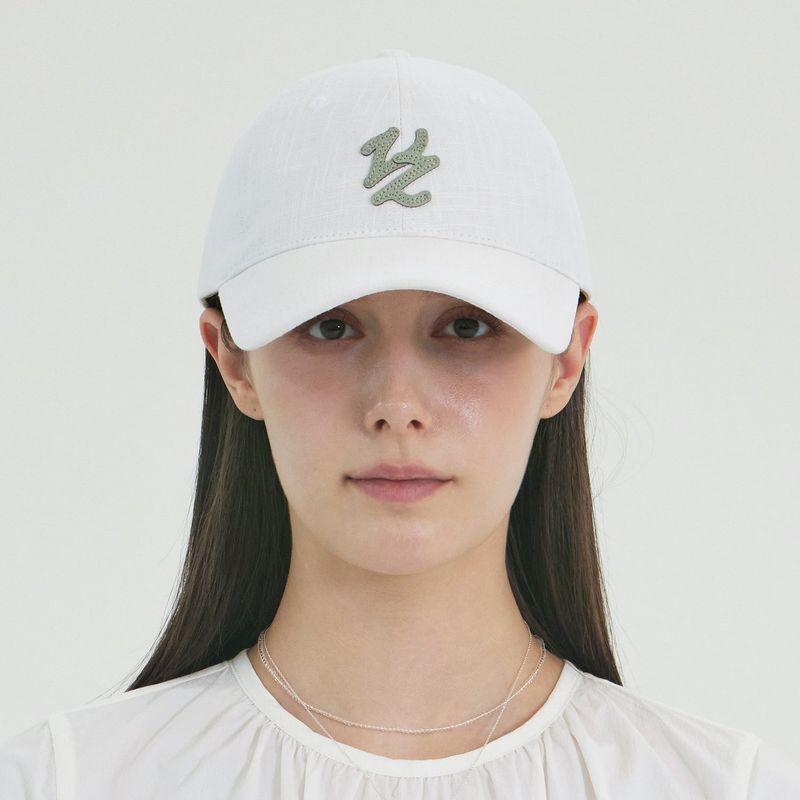 VARZAR（バザール）の「Flow VZ Leather Patch Ball Cap White（Hats）」