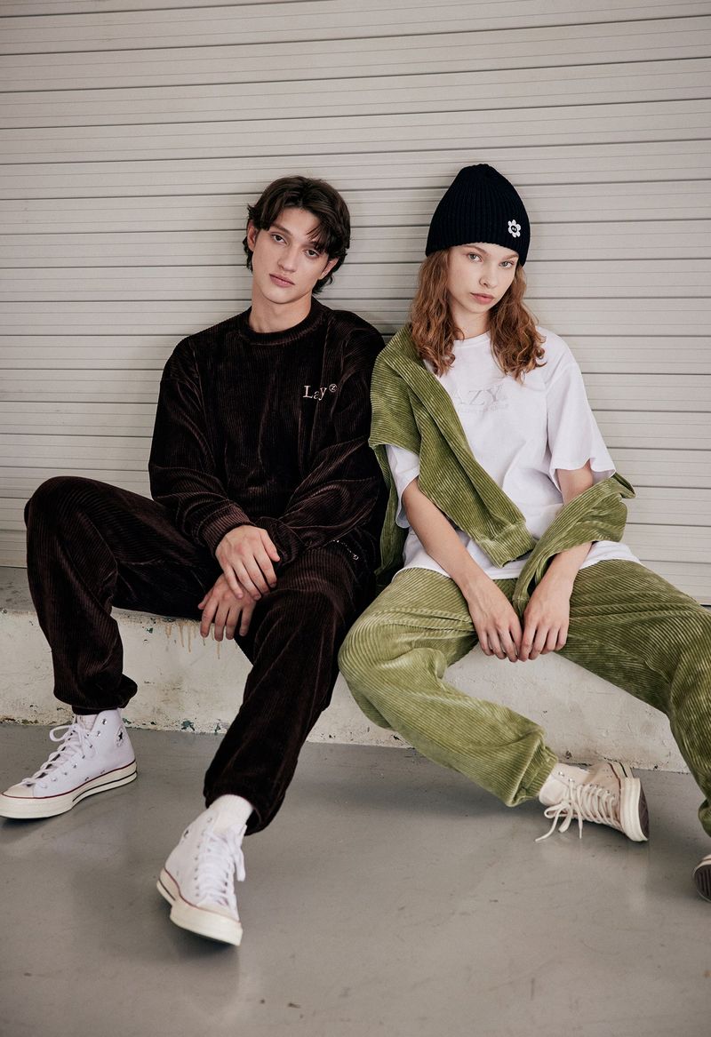Corduroy Sweatshirt (8 Colors)