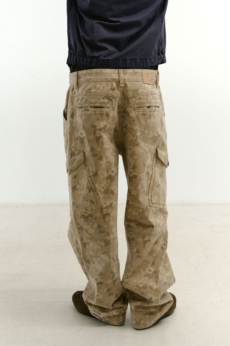 Overlap Pocket Camo Pants (Washed Beige)