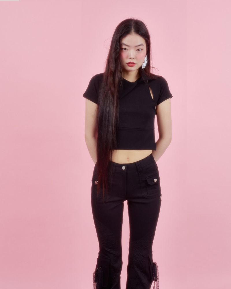 QUIPAO CALLER SLIT T [BLACK]