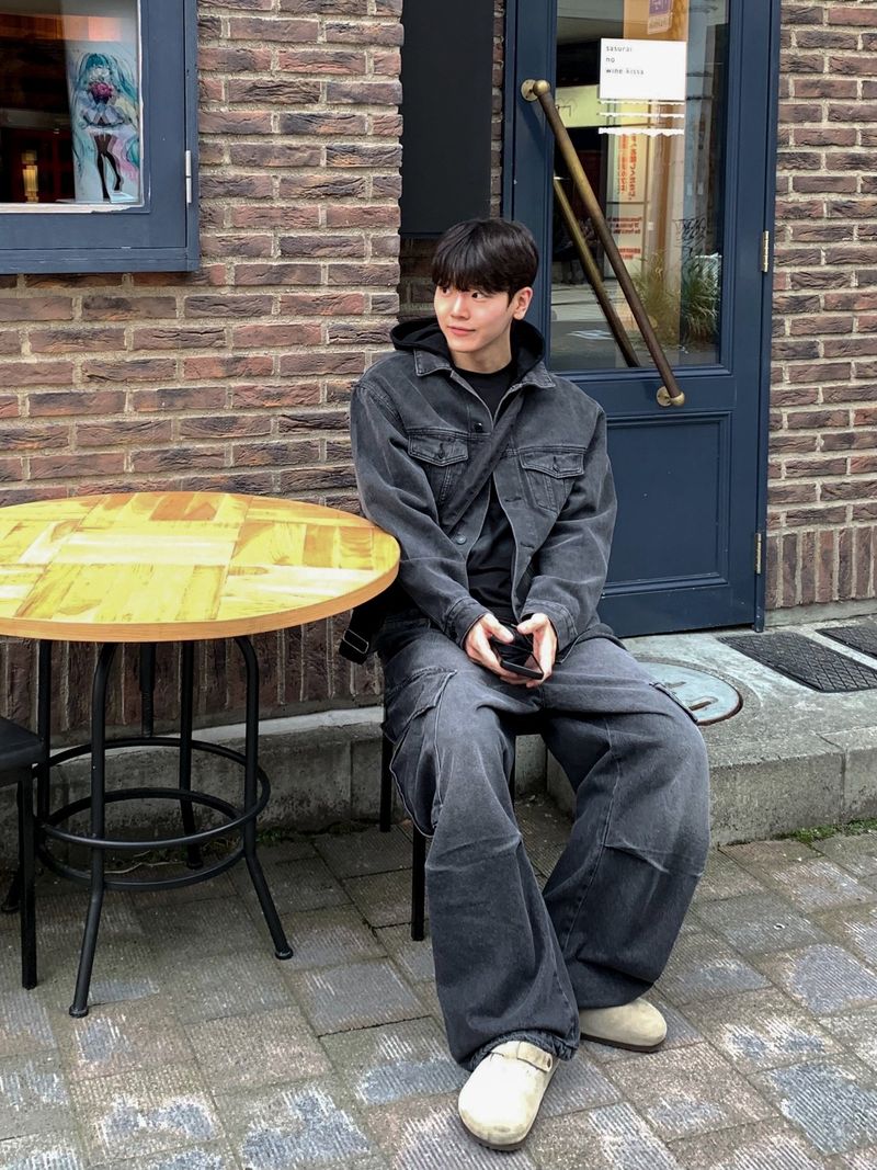 Kuro hood denim jacket