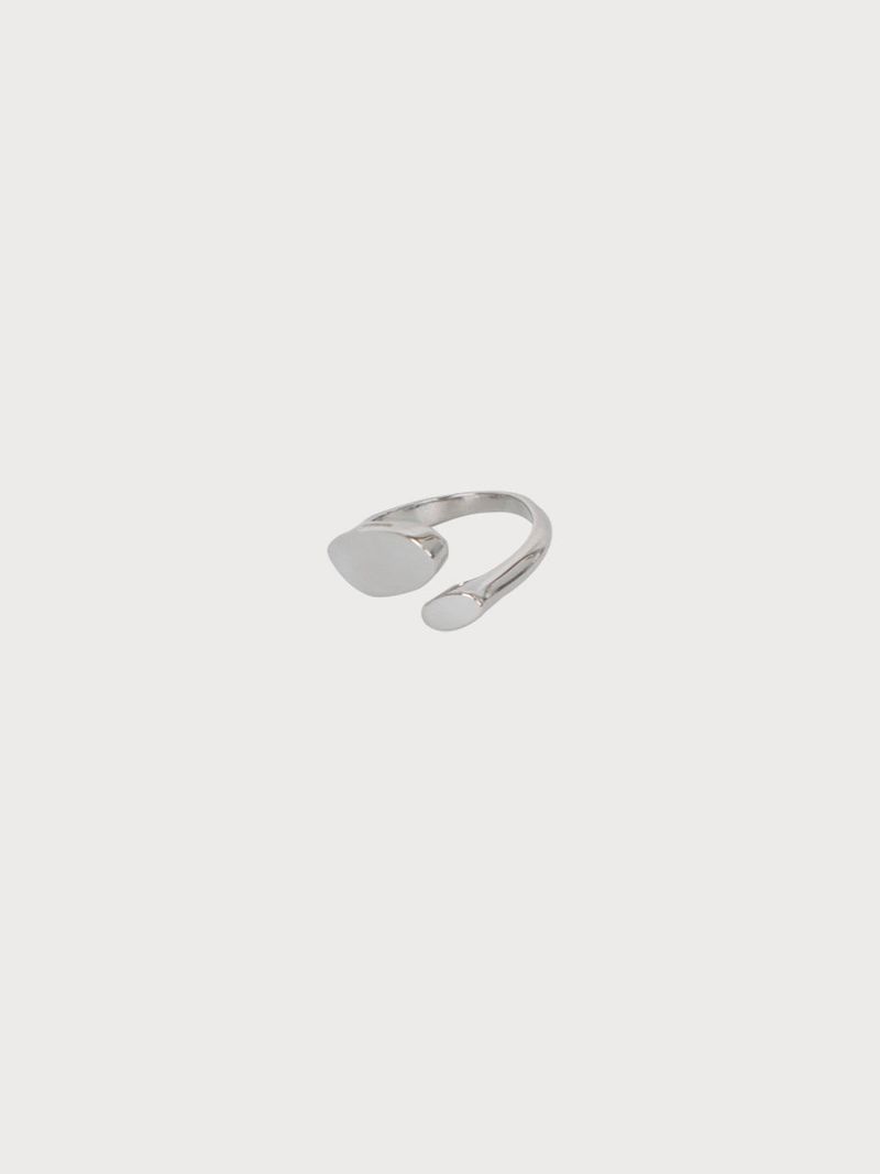 no.44 ring silver (#13 freesize)