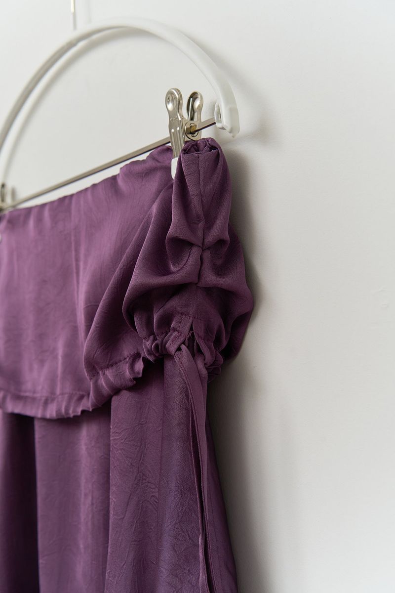 (W) Crack Satin Skirt