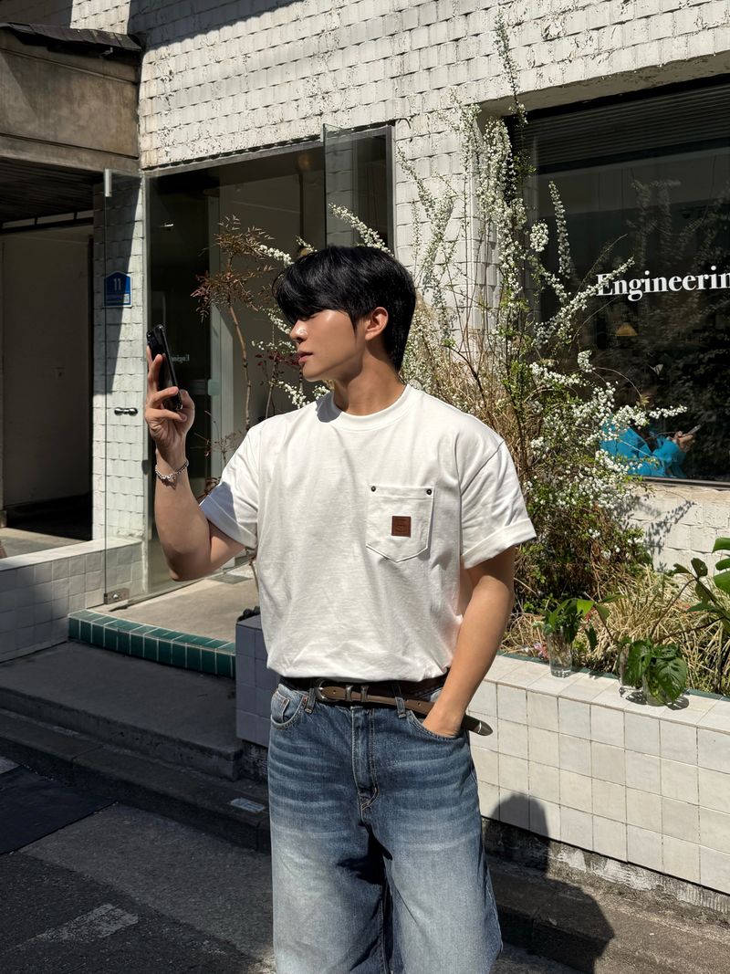 Burning patch walk short sleeve tee