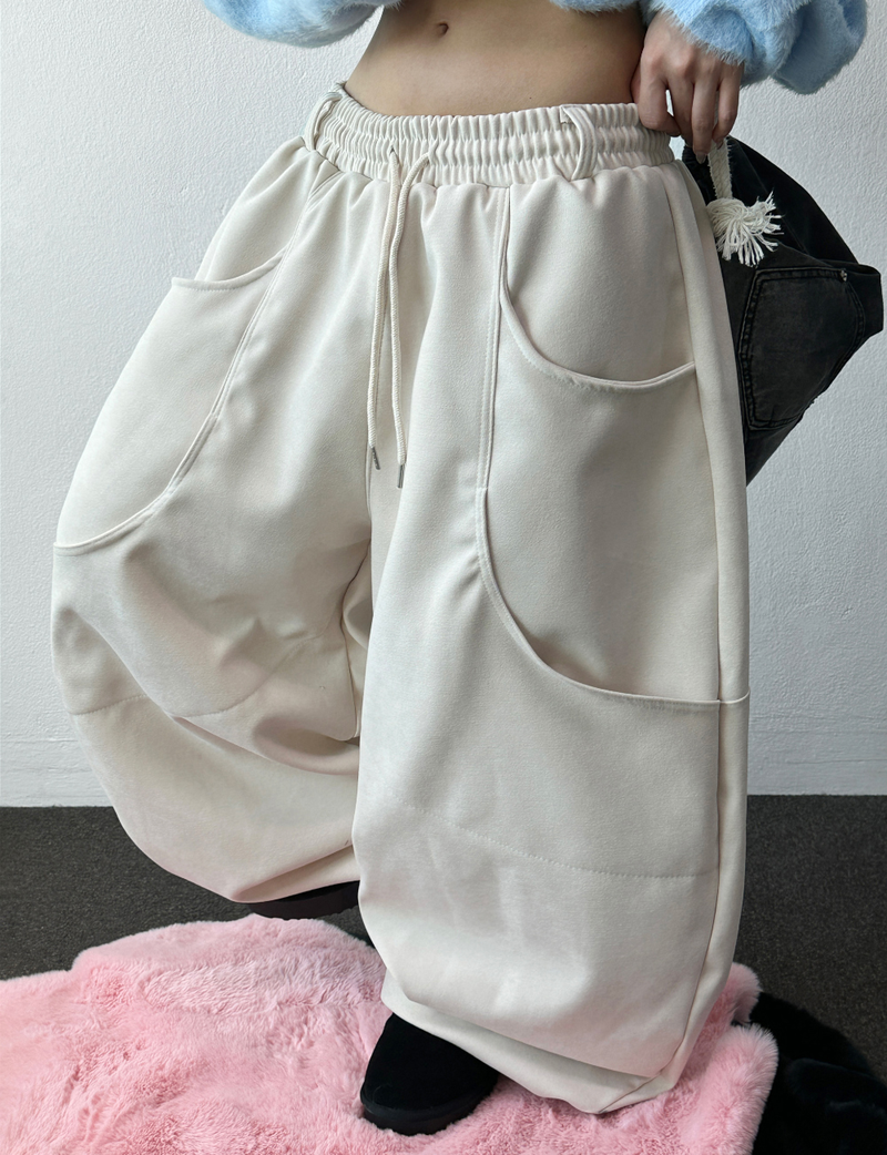 CCORTTI(コルッティ)の「Doing Two-Pocket Fleece Balloon Wide Pants 🖤🤎 4COLOR(Pants)」