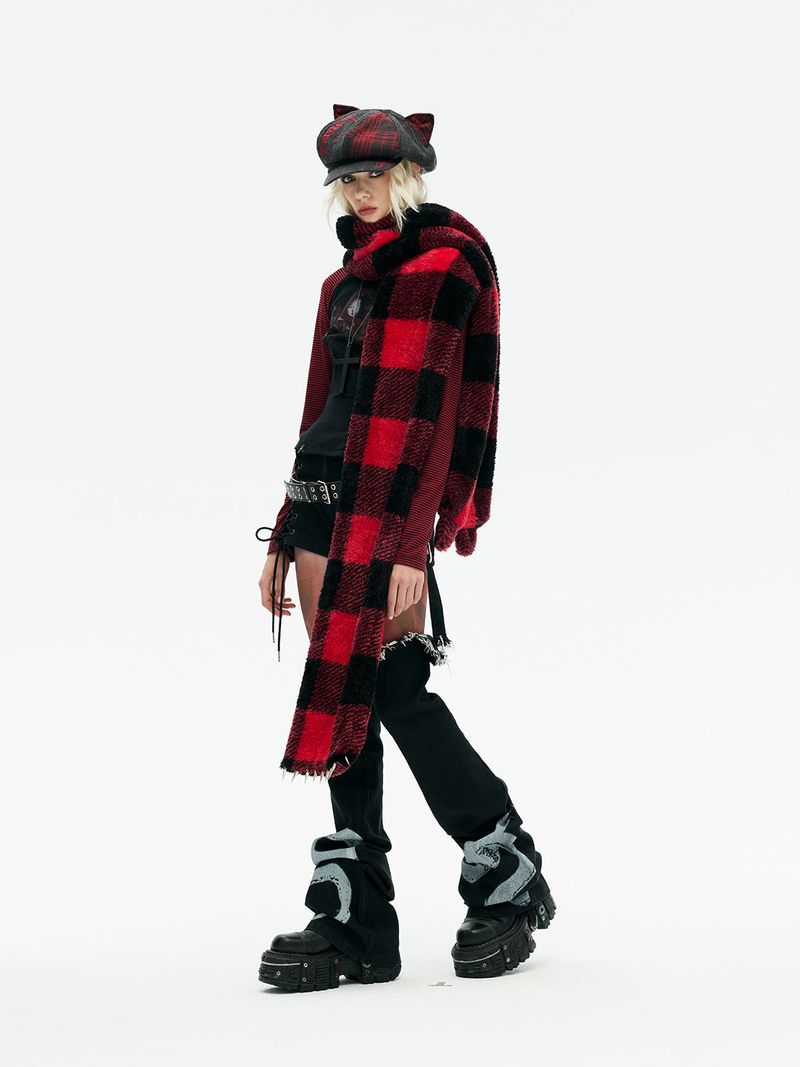 Emoha Asuka's punk cat ear newsboy hat