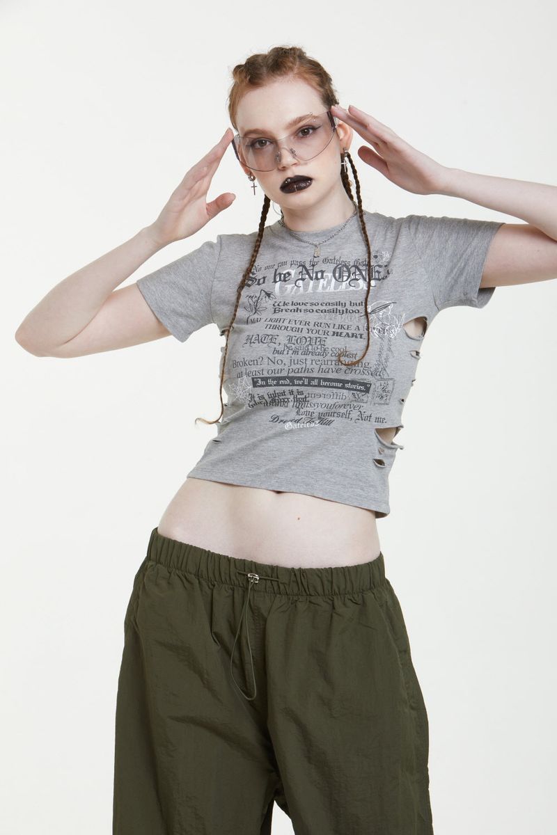 スナップTシャツ
