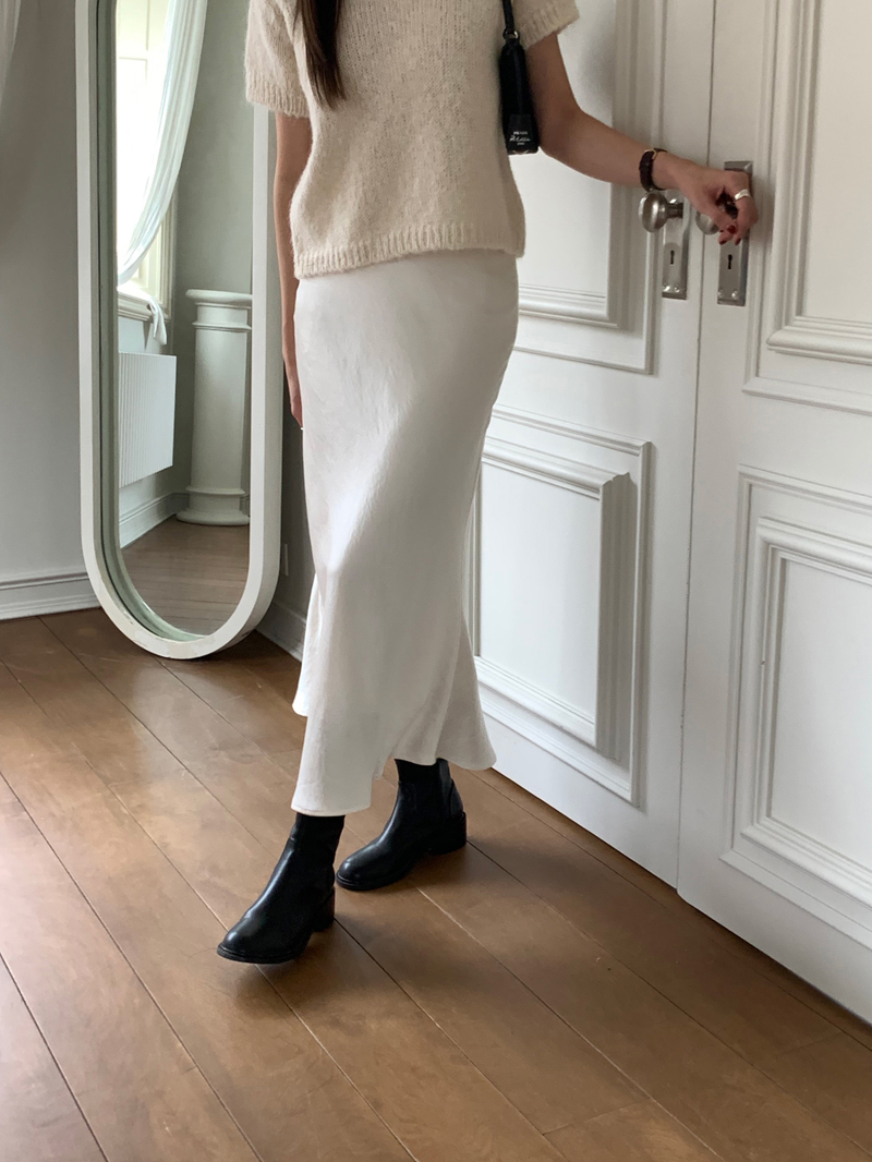 [MADE] SILKY SATIN SKIRT