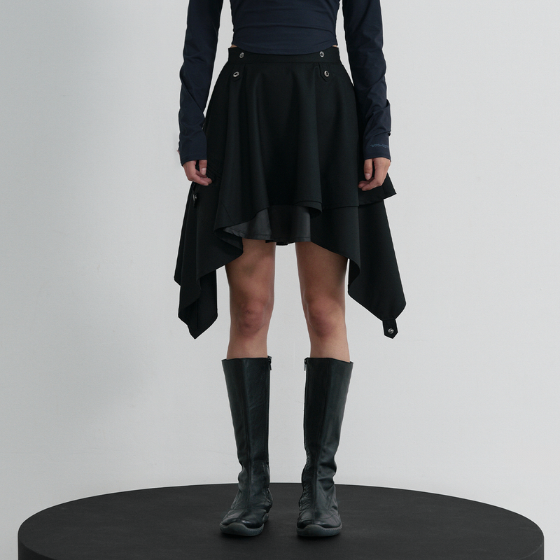 WOOALONG（ウアロン）の「Asymmetric Unbalanced Layered Skirt - BLACK（Skirts）」