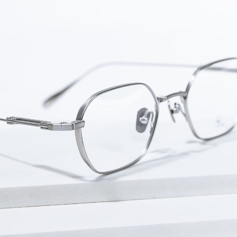 Knouun Square titanium glasses CODE. 102. A Silver