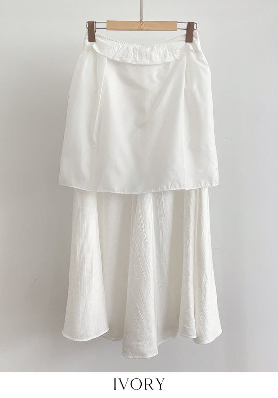 Reshu Wrinkle Flare Long Skirt