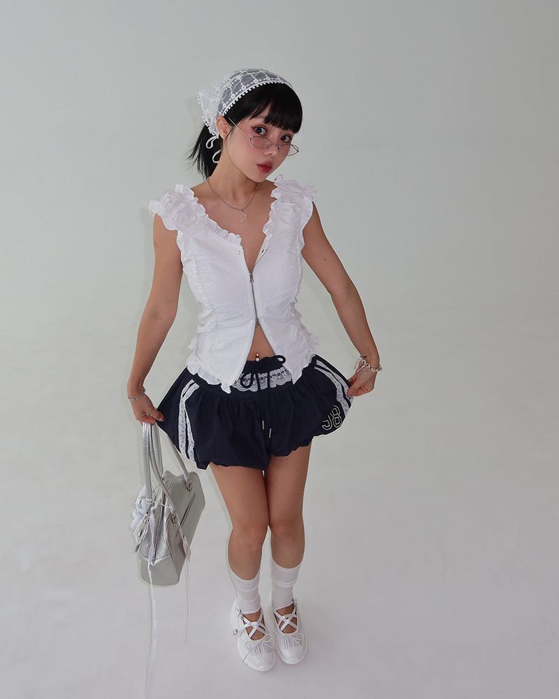 Star Patch Shirring Zip-Up Blouse