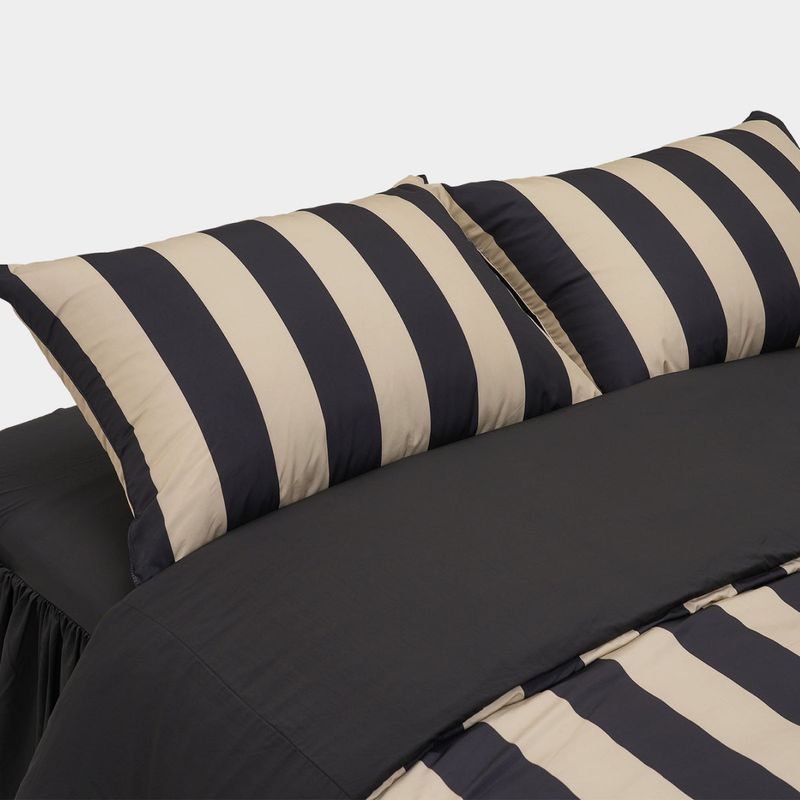 Dust-Free Bold Stripe Pillowcase