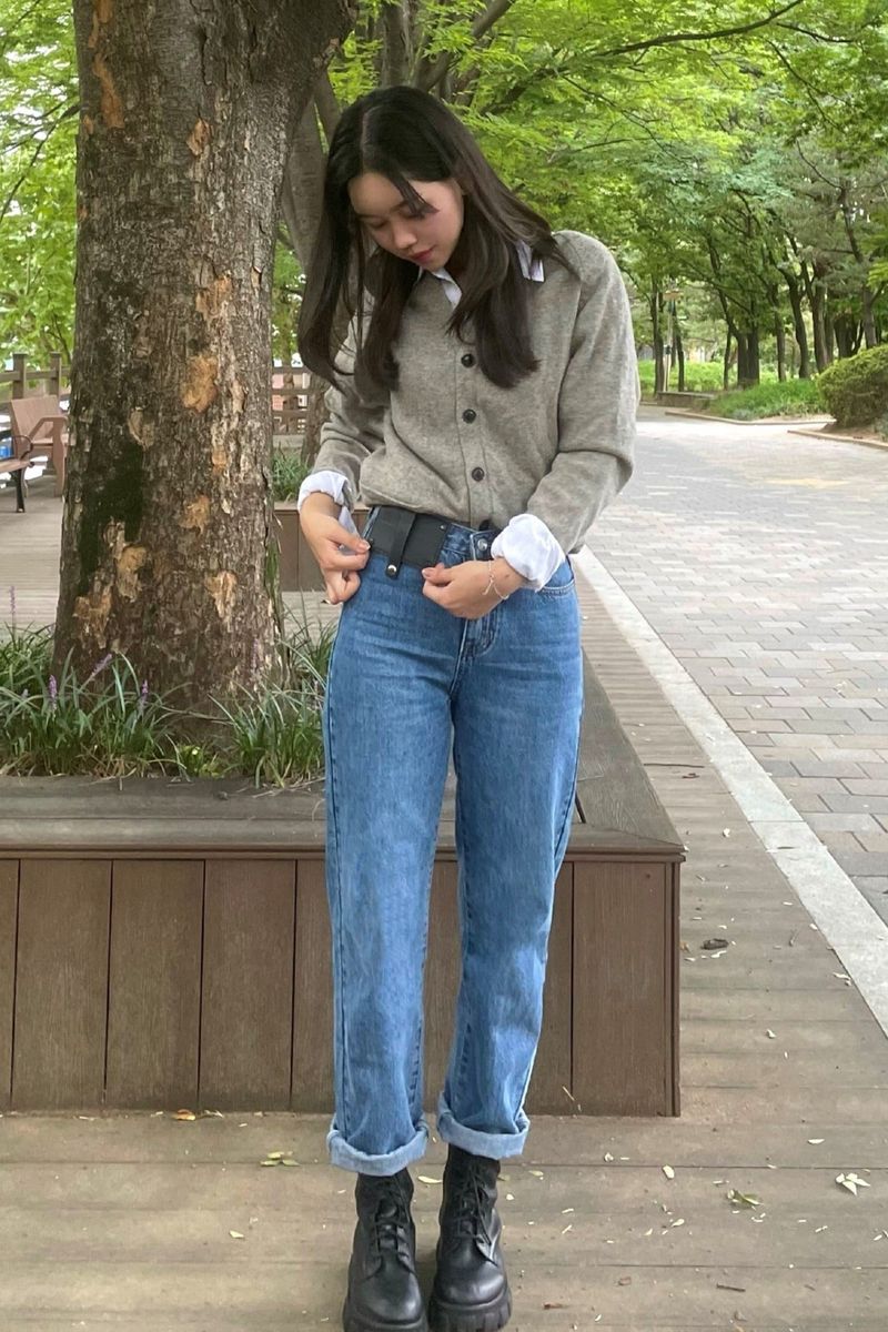 MEDIUM BLUE STRAIGHT DENIM PANTS [16626]