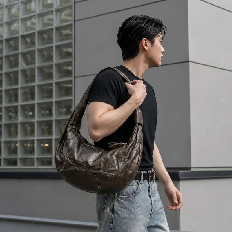 FADE MEET（フェードミート）の「リンクルド レザー ショルダー バッグ（バッグ）」