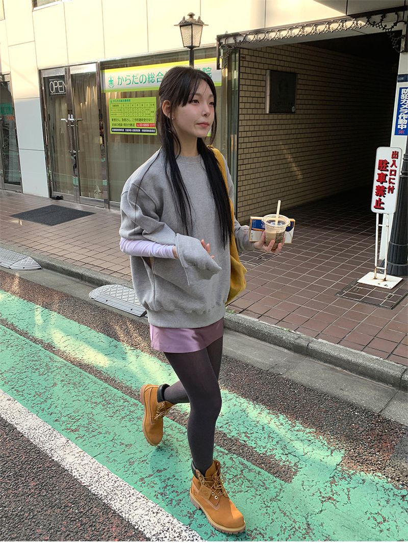 CIRCLE HOLE SWEAT SHIRT (3C)