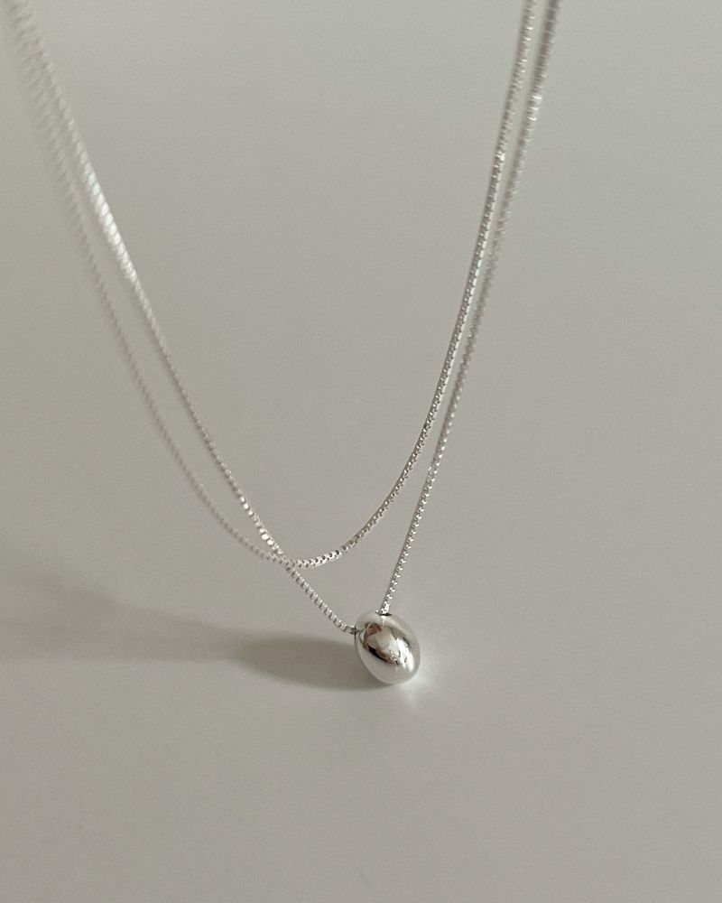 Sleek necklace (silver)