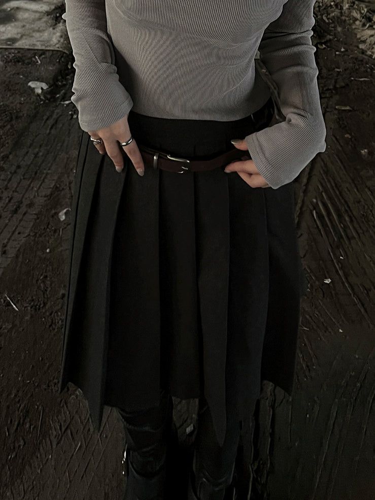 Long midi pleated skirt