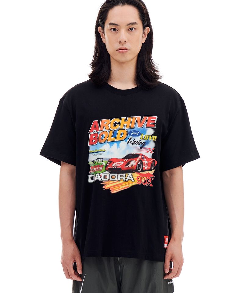 ARCHIVE BOLD（アーカイブボールド）の「[Archive Bold X Diadora] RACING GRAPHIC T-SHIRTS (BLACK)（Tops）」