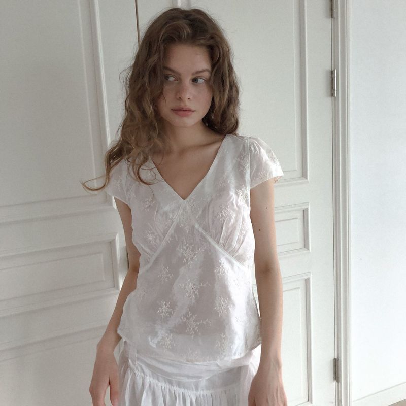 delidi（ディライディ）の「Jacquard floral blouse（Tops）」