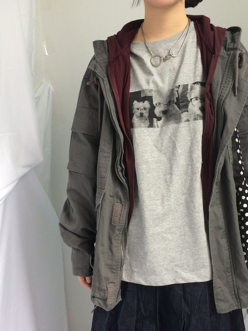 Puppy button t