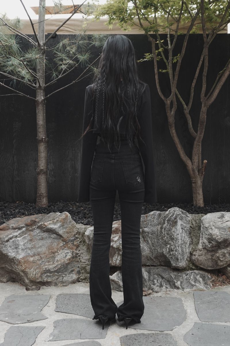 minimal seal cropped bolero