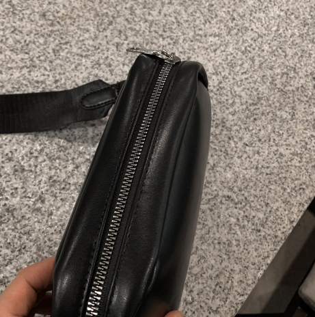 wear 147 Mini Crossbody Bag
