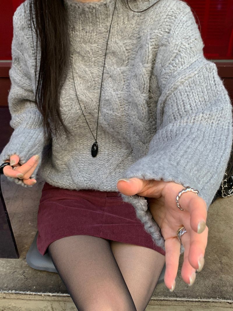 [MADE] MUHR HIGH-NECK CABLE KNIT