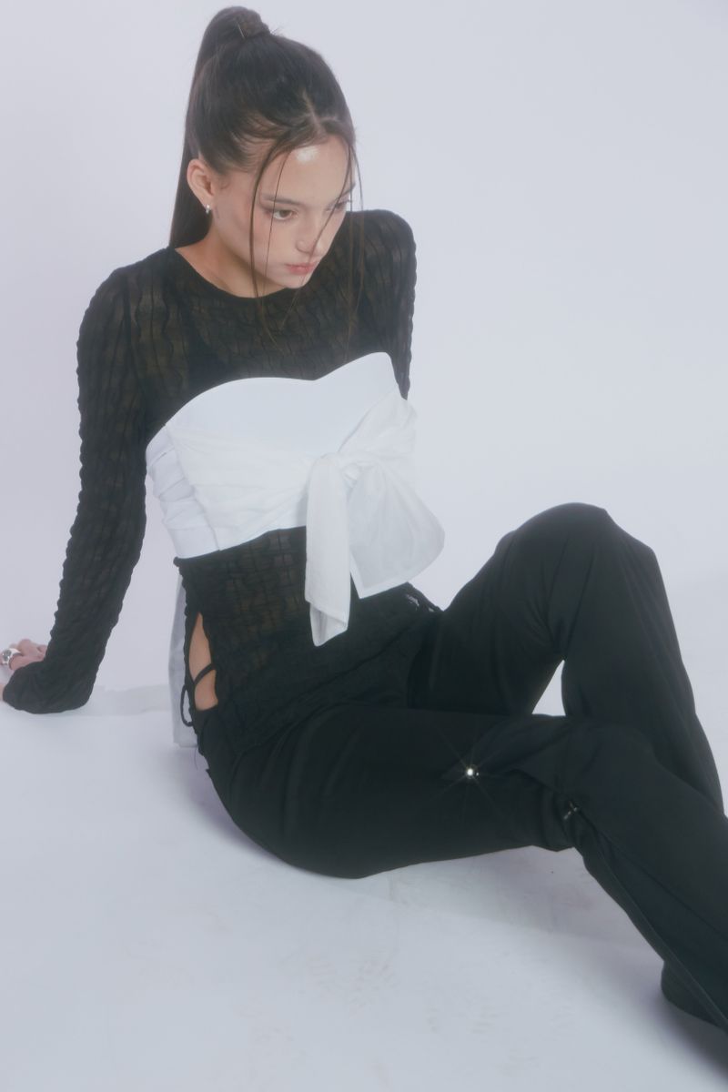 SEETHROUGH LACE SLIT TOP(BLACK)