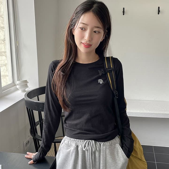 スティッチロゴベーシックロングスリーブTシャツ