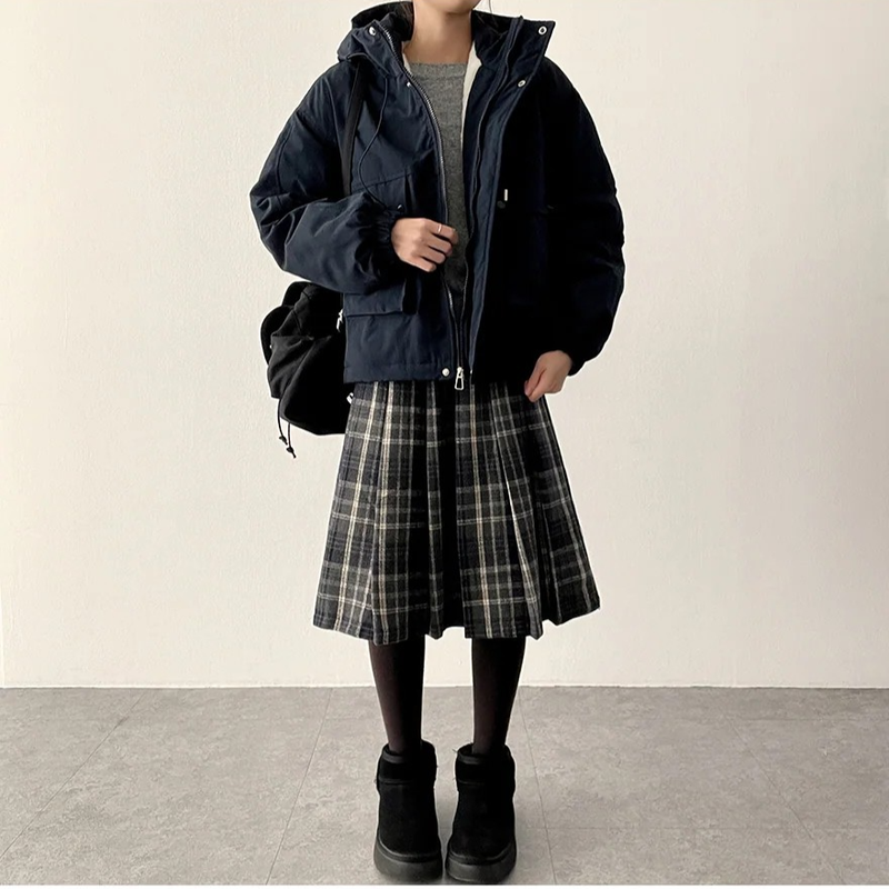 Dotten Check Woolen Pleated Midi Skirt