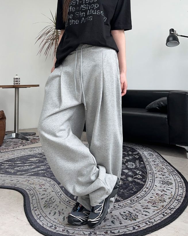 Reden Double Pintuck Sweatpants