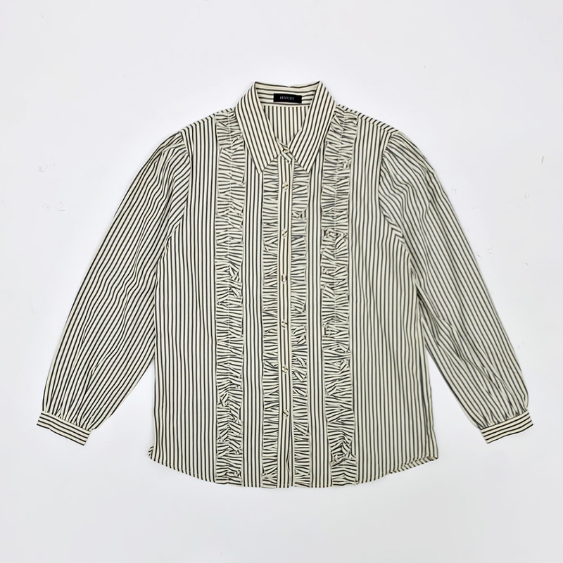 KOOKEESEE(クキシ)の「Stripe Frill Blouse (black)(Tops)」