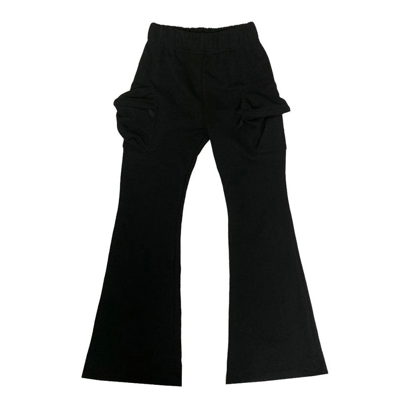 Pocket boots cut pants